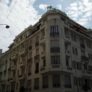https://nizza-bella.fr-provencehotel.com